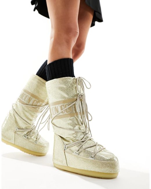 Moon Boot White High Ankle Snow Boots