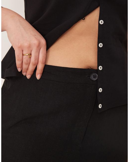 Curve - short dad décontracté en lin mélangé ASOS en coloris Black