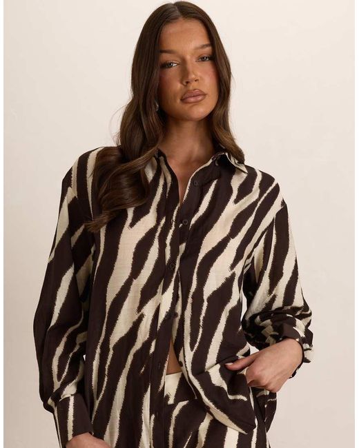 Missy Empire Brown Woven Zebra Oversized Shirt Cuffed