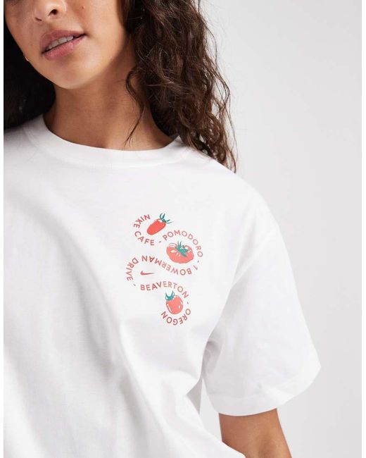 Classic di Nike in White
