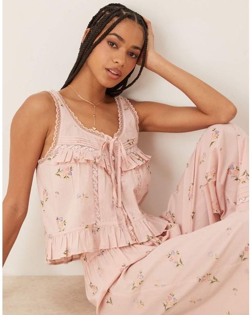 ASOS Set Van Cami Met Ruches En Knoopsluiting En Broek Met Fijne Print in het Pink