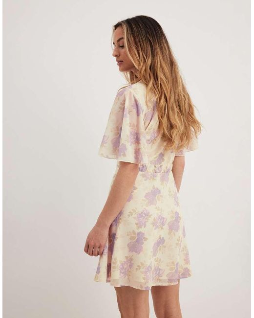 NA-KD Natural Tie Front Chiffon Mini Dress With Floral Print