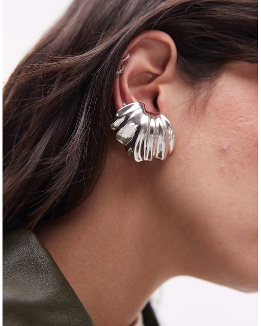 Boucles d'oreilles coquillage arrondies & Other Stories en coloris Brown