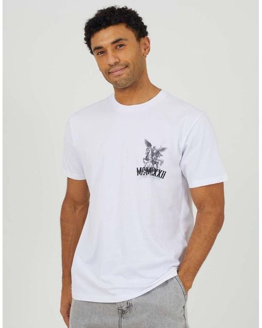 Brave Soul White Cotton Relaxed Fit Graphic T-Shirt for men