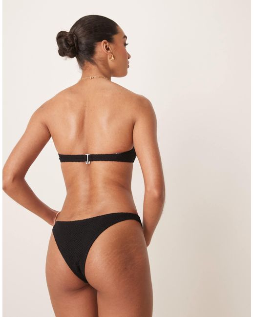 Stradivarius Natural – bikinihose mit häkel-design