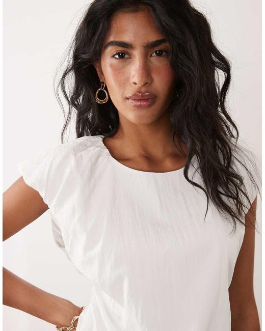Jdy White Open Back Fitted Top