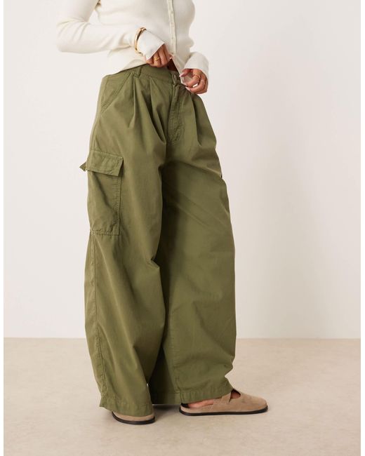 Pantalon cargo oversize plissé - kaki ASOS en coloris Green