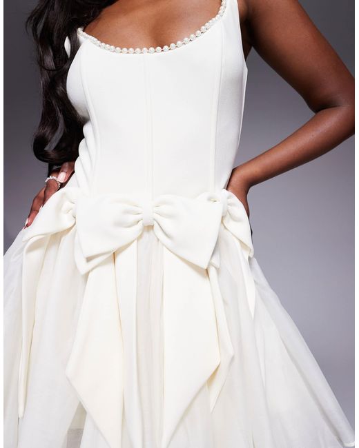 Robe courte ornée ASOS en coloris Purple