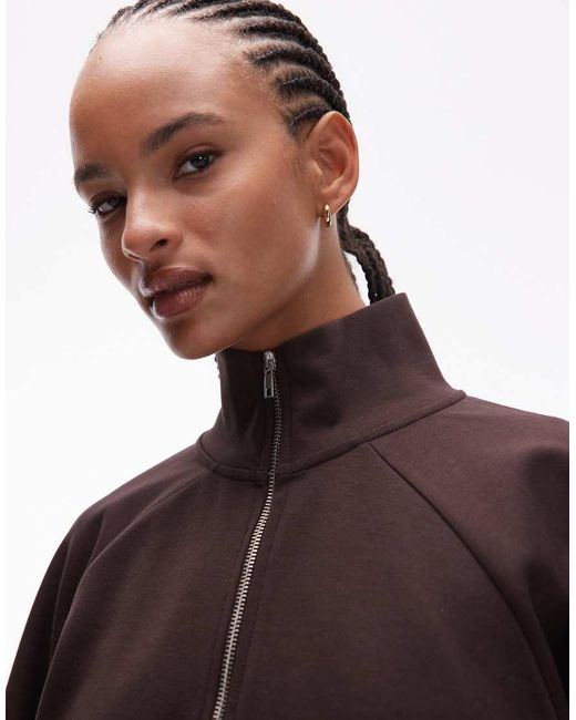 Sudadera Marrón Extragrande Con Cuello Alzado, Cremallera Y Bolsillos De Tejido Interlock De ASOS de color Brown