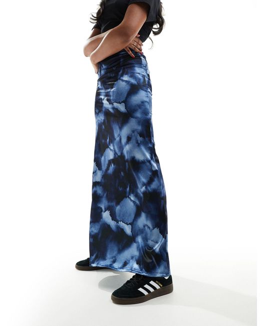 Falda larga con estampado floral azul ASOS de color Blue