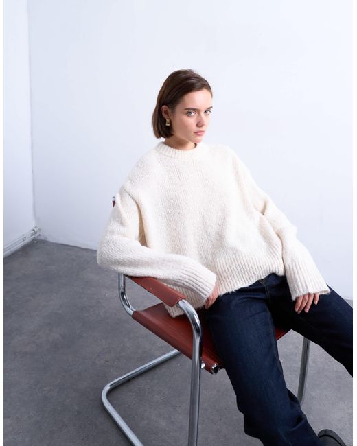 Ultimate - pull en maille duveteuse TOPSHOP en coloris White