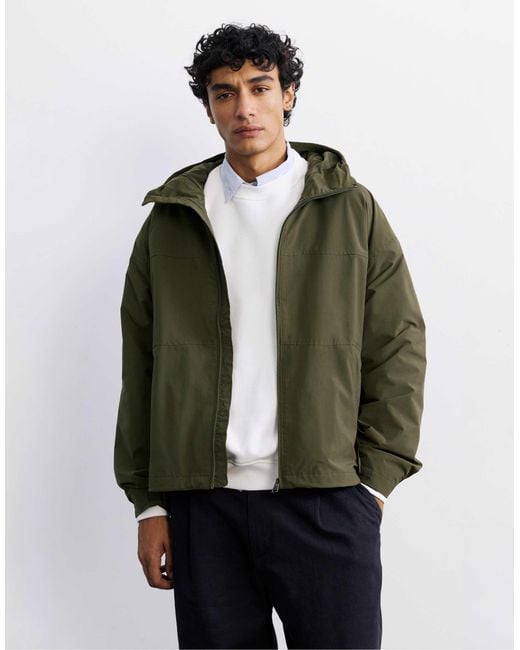 Imperméable léger à capuche kaki Pull&Bear pour homme en coloris Green