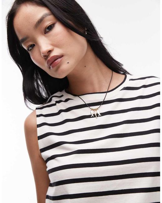 T-Shirt di ARKET in Black
