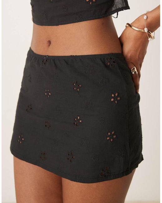 Motel Black Olsa Broderie Mini Skirt