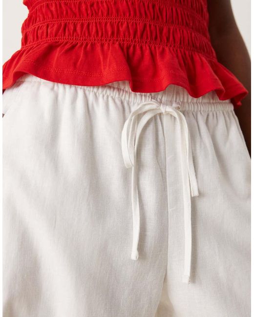 Abercrombie & Fitch Broek Met Wijde Ronde Pijpen En Elastische Gestrikte Taille in het Red
