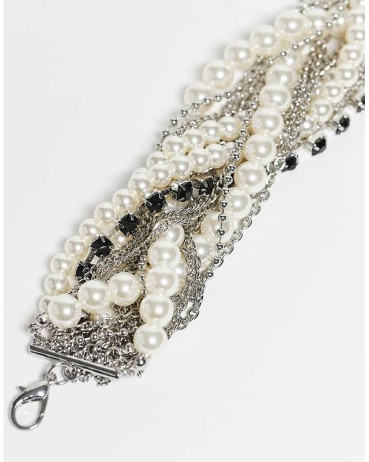 Collar De Varias Hileras Con Cadenas Y Perlas Ultimate De Reclaimed (vintage) de color Metallic