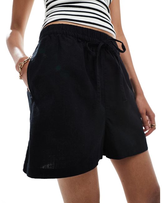 ASOS White – schlupf-shorts