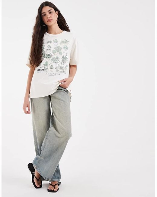 Levi's White Graphic Printed Tee