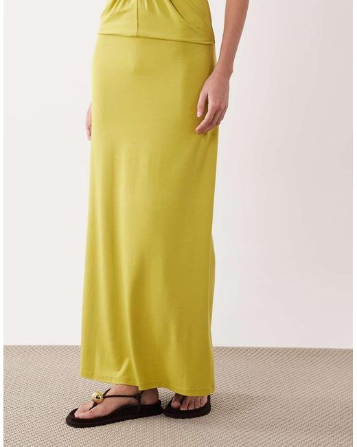 Gonna Lunga di ASOS in Yellow