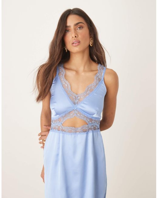 Never Fully Dressed Blue – mimi – wadenlanges kleid aus satin