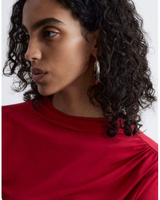 Top A Maniche Lunghe Asimmetrico di & Other Stories in Red