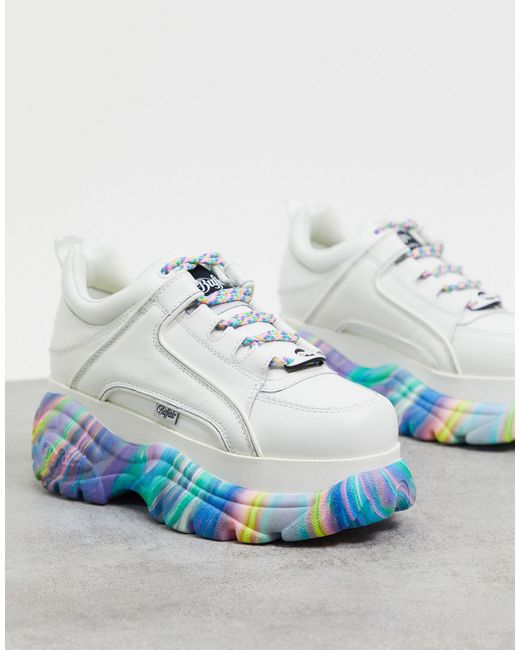 Buffalo London – Weiße Sneaker mit dicker Regenbogen-Sohle in Weiß | Lyst AT