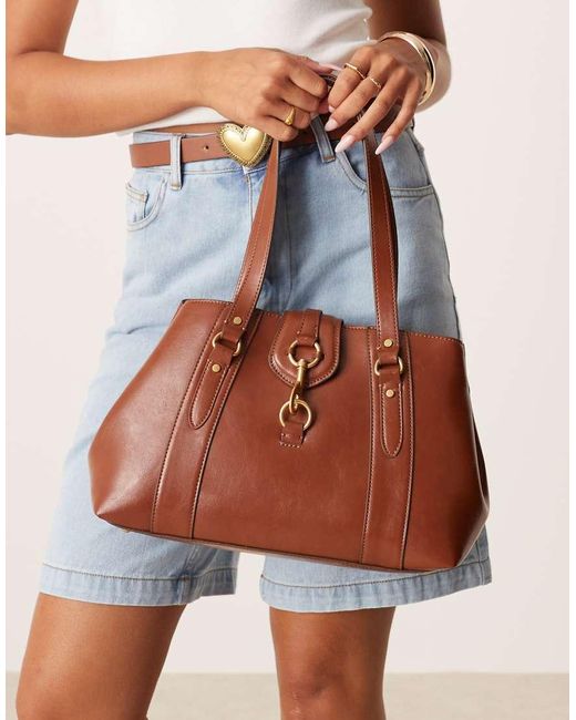 Bolso De Mano Marrón Envejecido De Estilo Retro Con Detalle De Cierre De Mango de color Brown