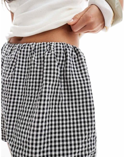 Pantalones Cortos A Cuadros Vichy Estilo Bombachos De ASOS de color White