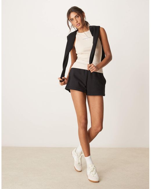 Calvin Klein Black – geripptes trägertop