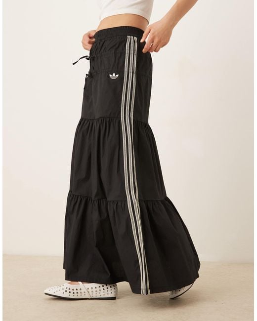 【ADIDAS ORIGINALS】◆韓国人気◆3STRIPES LONG SKIRT◆ Adidas - Adidas Originals Berlin 3 Stripe Maxi Skirt on