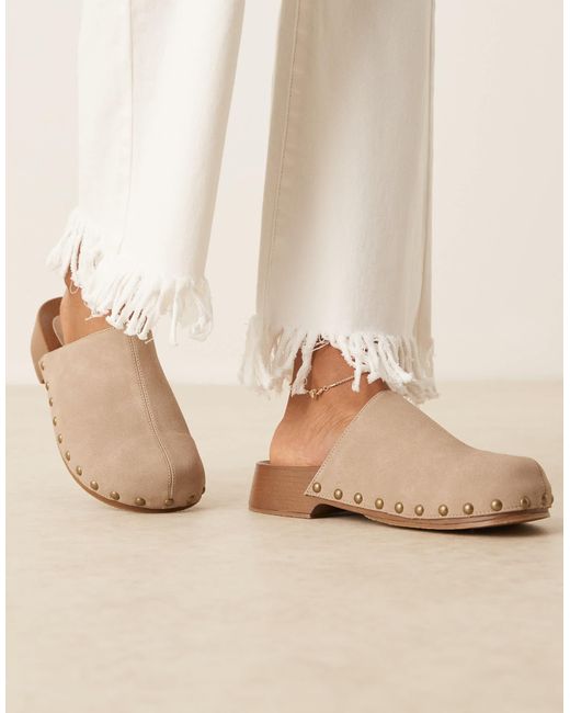 Glamorous Natural – mule-clogs