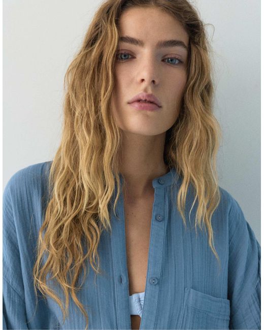 Pull&Bear Blue – chiffon-hemdbluse