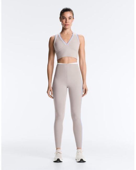 Oysho White High Rise Compressive Contrast Ankle-length leggings
