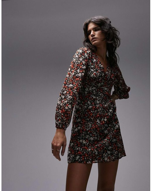 Robe courte fluide a petites fleurs rouge TOPSHOP en coloris Noir Lyst