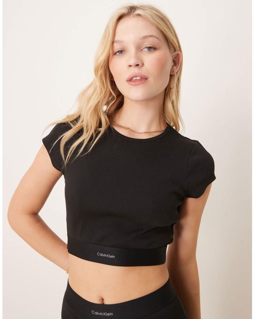 Calvin Klein Black – geripptes cropped-oberteil