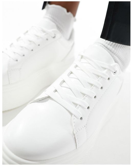 Zapatillas deportivas blancas con suela gruesa dream ASOS de color Black