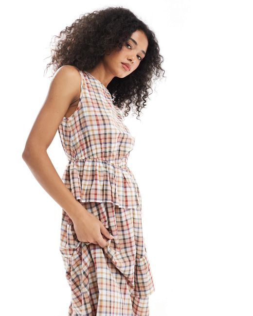 Robe à carreaux et volants Native Youth en coloris Pink
