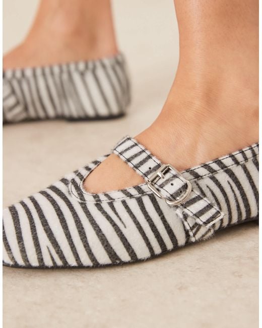 Glamorous Natural – flache ballerinas mit zebraprint und riemchen mit schnalle