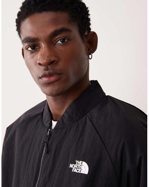 The North Face Black Nse Light Insulated Bomber Jacket for men