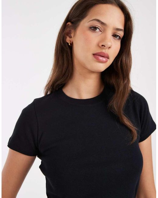 Hollister White Ribbed Baby Tee