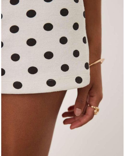 Miss Selfridge White Soft Rib Short