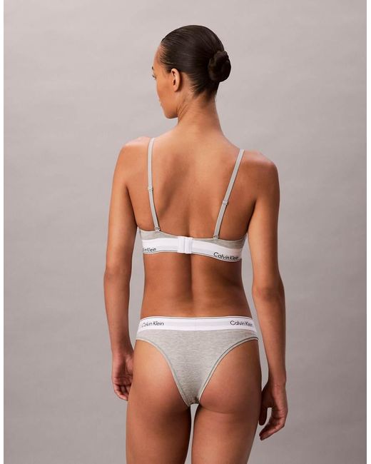 Sujetador Triangular Poscirugía Con Forro Ligero Icon Cotton Modal De Calvin Klein de color White