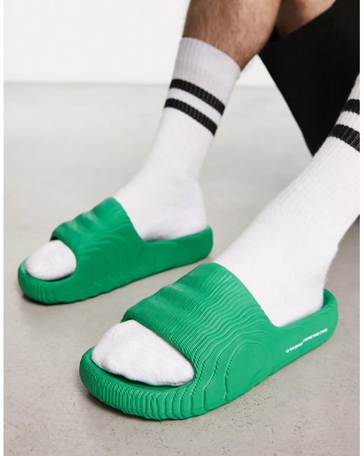 Sandalias universitario adilette 22 de adidas Originals de color Verde |  Lyst
