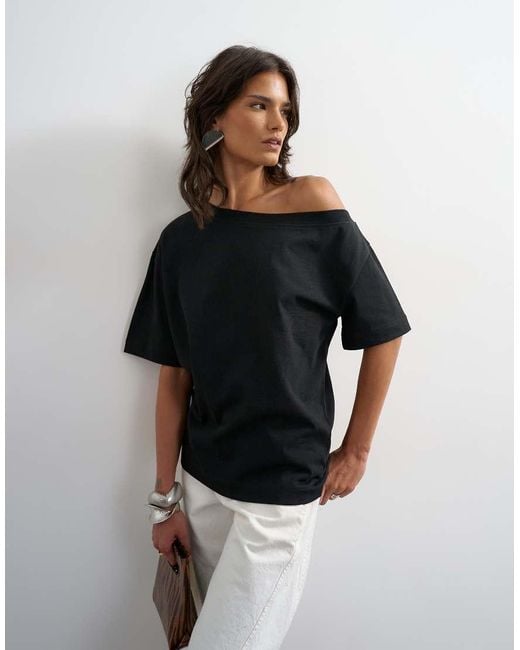 TOPSHOP Black Fallen Shoulder T-shirt