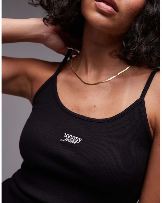 Camiseta Negra De Tirantes Con Logo De Texto De Tommy Hilfiger de color Black