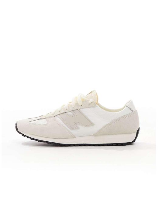 471 di New Balance in Gray