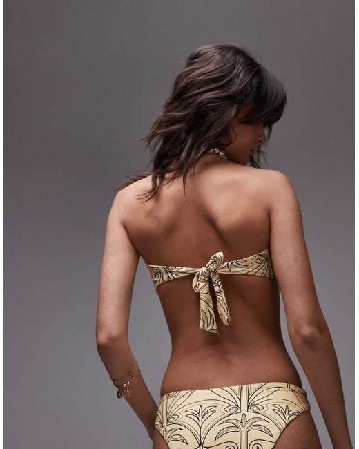 Top Bikini A Fascia Arricciato Color Pergamena Con Stampa Di Palme di WeWoreWhat in Brown