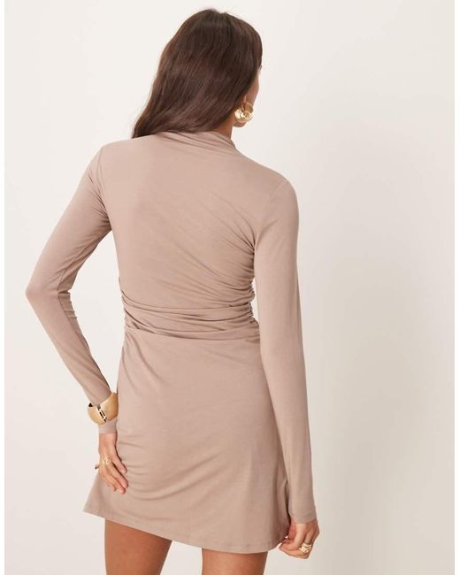 Vestito Accollato A Maniche Lunghe Con Arricciatura di Abercrombie & Fitch in Natural