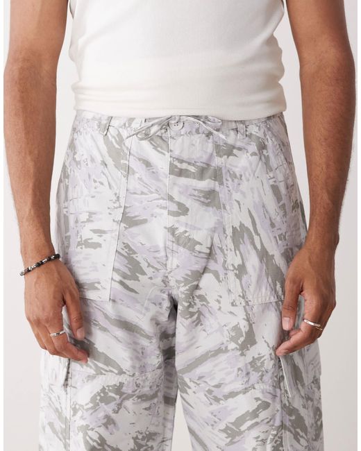 Pantalon cargo oversize à imprimé graphique - cassé Weekday pour homme en coloris Gray