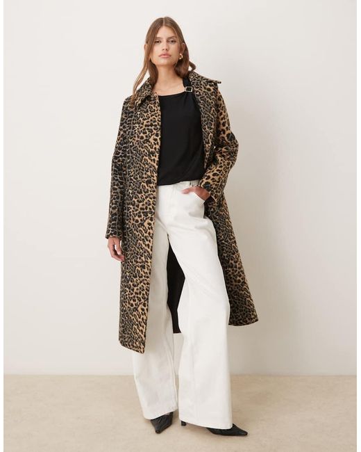 Top Senza Maniche Asimmetrico di Mango in Black